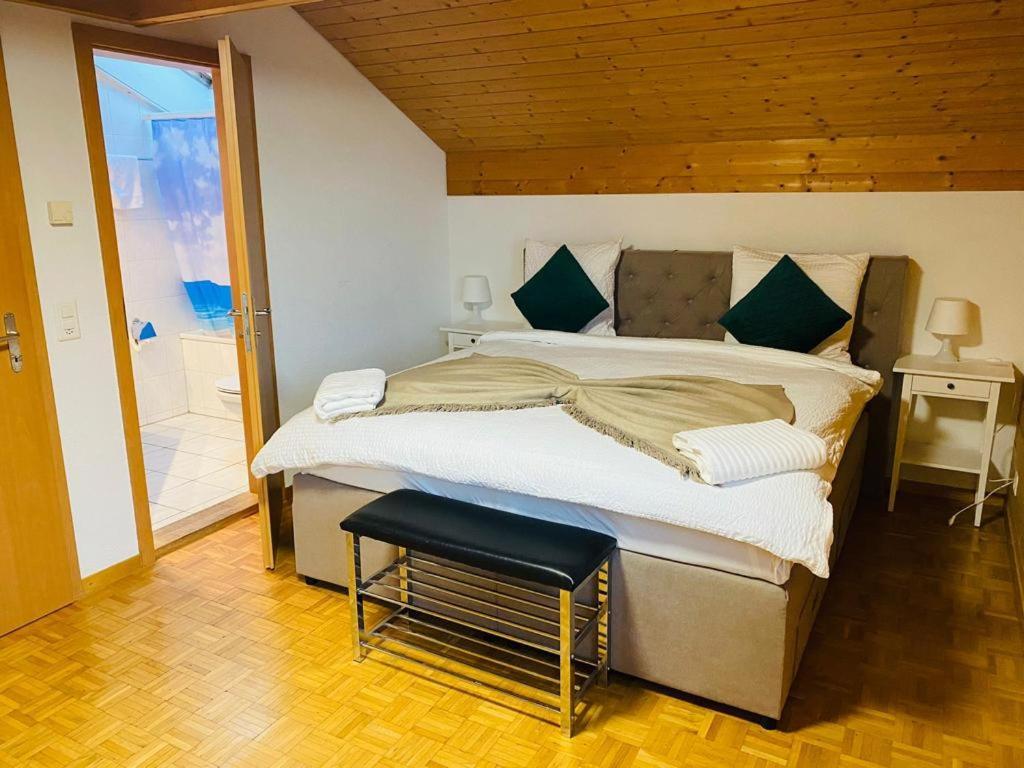 Lake View Apartment -14 Niederried bei Interlaken エクステリア 写真